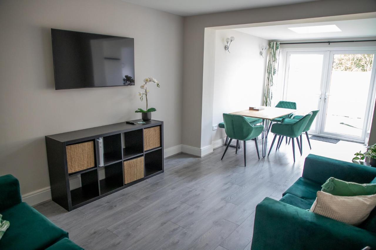 Wave Stays - Ground Floor Apartment - Outside Seating Area Cleveleys Exterior foto